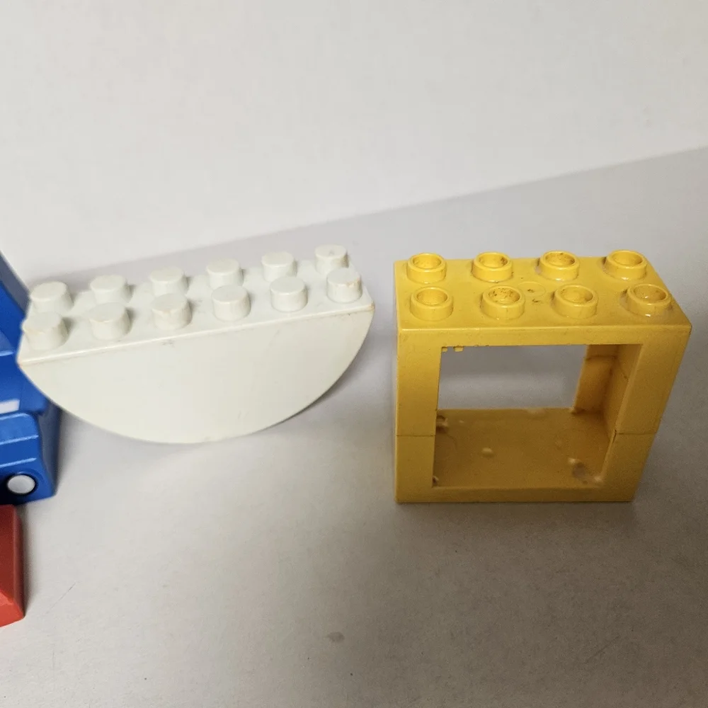 Vintage‎ Duplo Blocks and Accessories